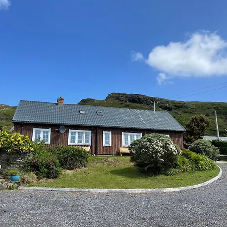 Dave's Big House Holiday home